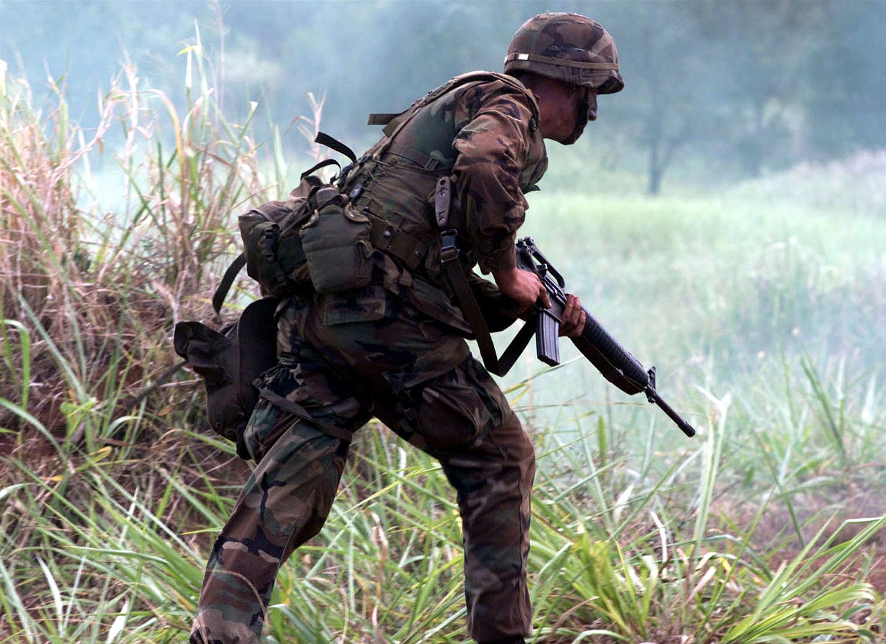 中國國防實力與現(xiàn)代化步伐的軍事新聞報道展示